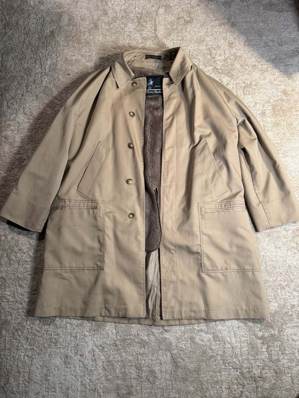Vintage Misty Harbor Men's Tan Trench Coat with Faux Fur Lining Size 38 Long